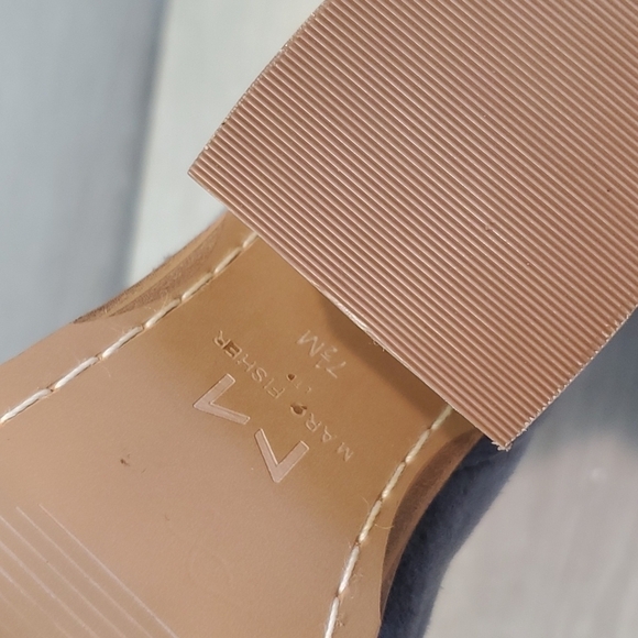 New Marc Fisher Gardi LTD Womens Ankle Suede Heels shoes boots sz 7.5M - Picture 13 of 13